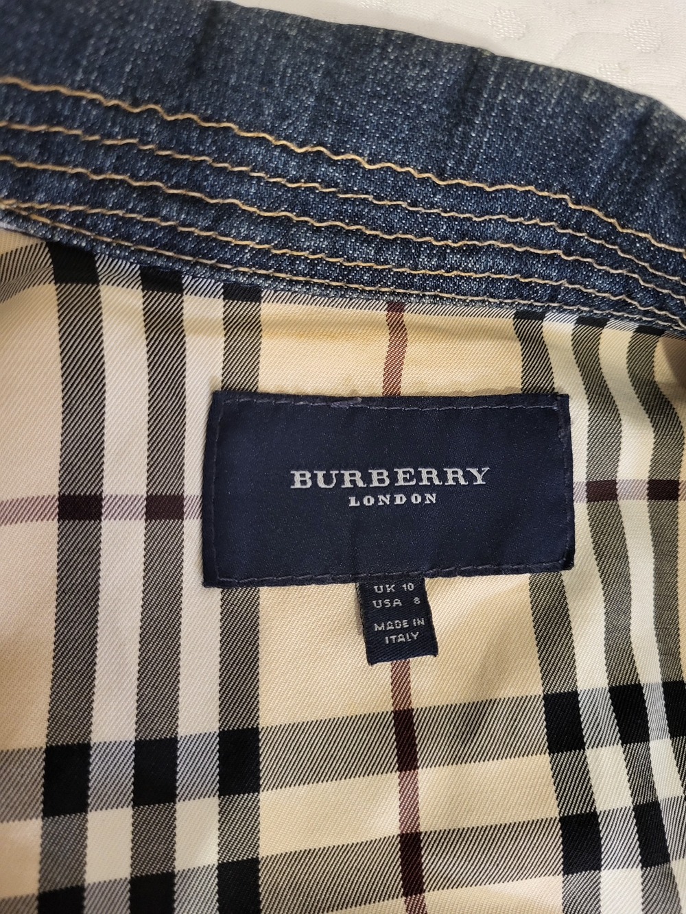 Burberry Faded Blue Slim Denim Jacket Buckled Strap Detail On Cuffs Western Bike - Picture 2 of 12
